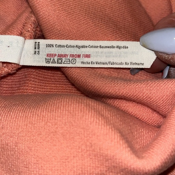 Free People Crop  Loose Fit Turtleneck  Size XS - Picture 9 of 9